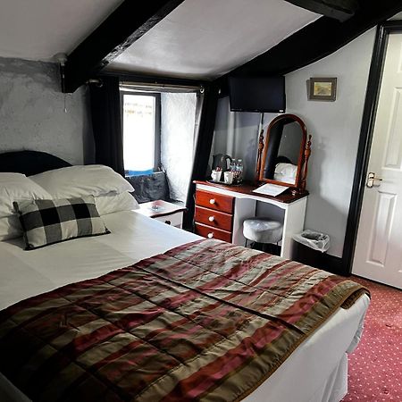 Black Bull Hotel รีธ ภายนอก รูปภาพ